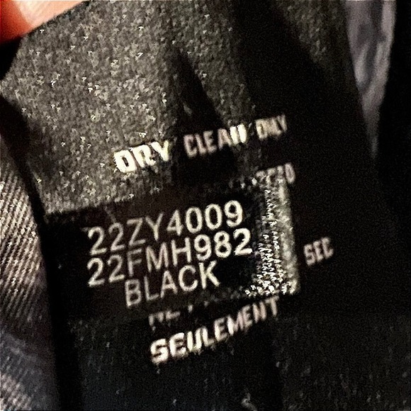 Guess Los Angeles Black Wool-Blend Asymmetrical Zip Coat Size Large EUC - Picture 9 of 13